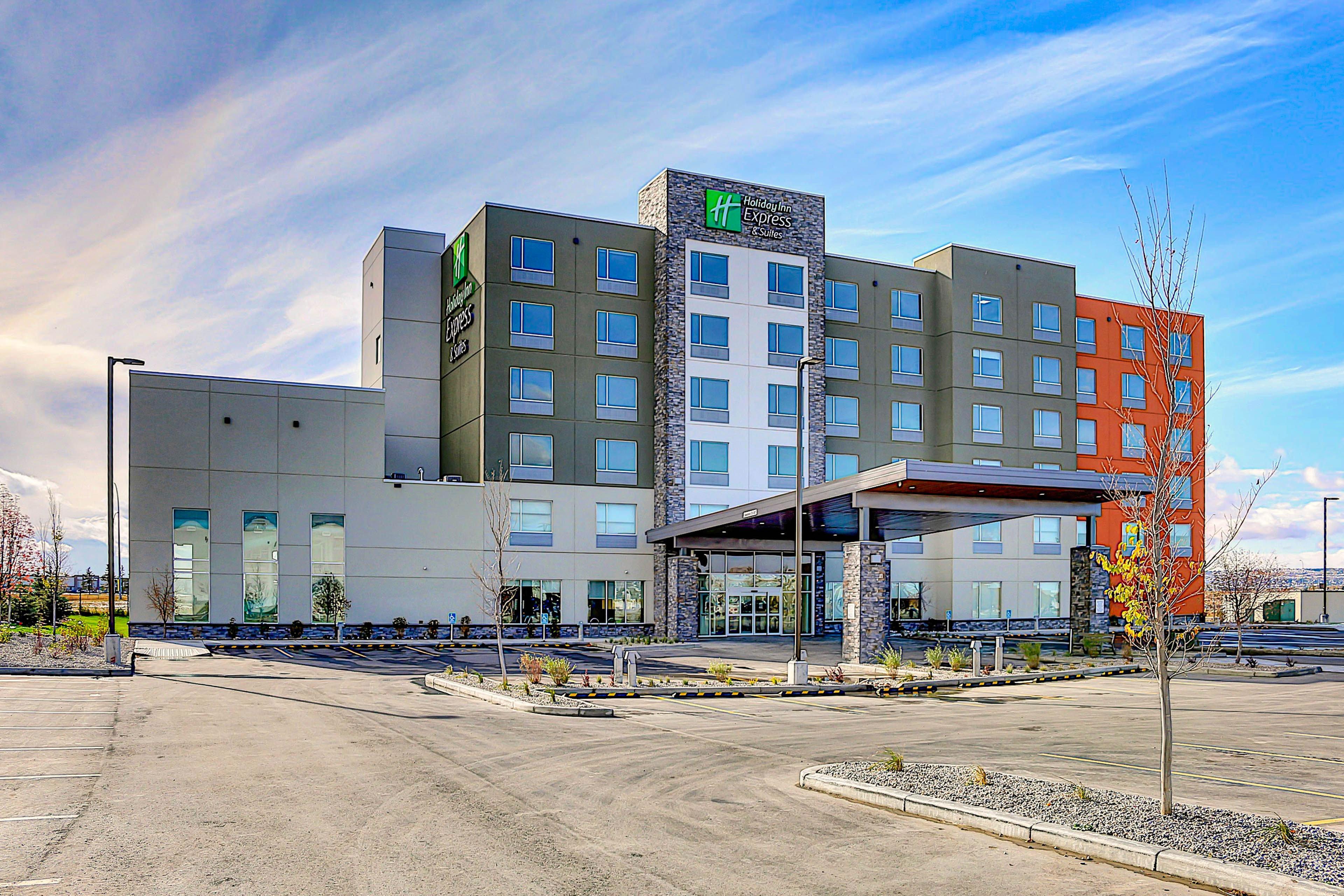Holiday Inn Express & Suites - Calgary Airport Trail Ne By Ihg Экстерьер фото