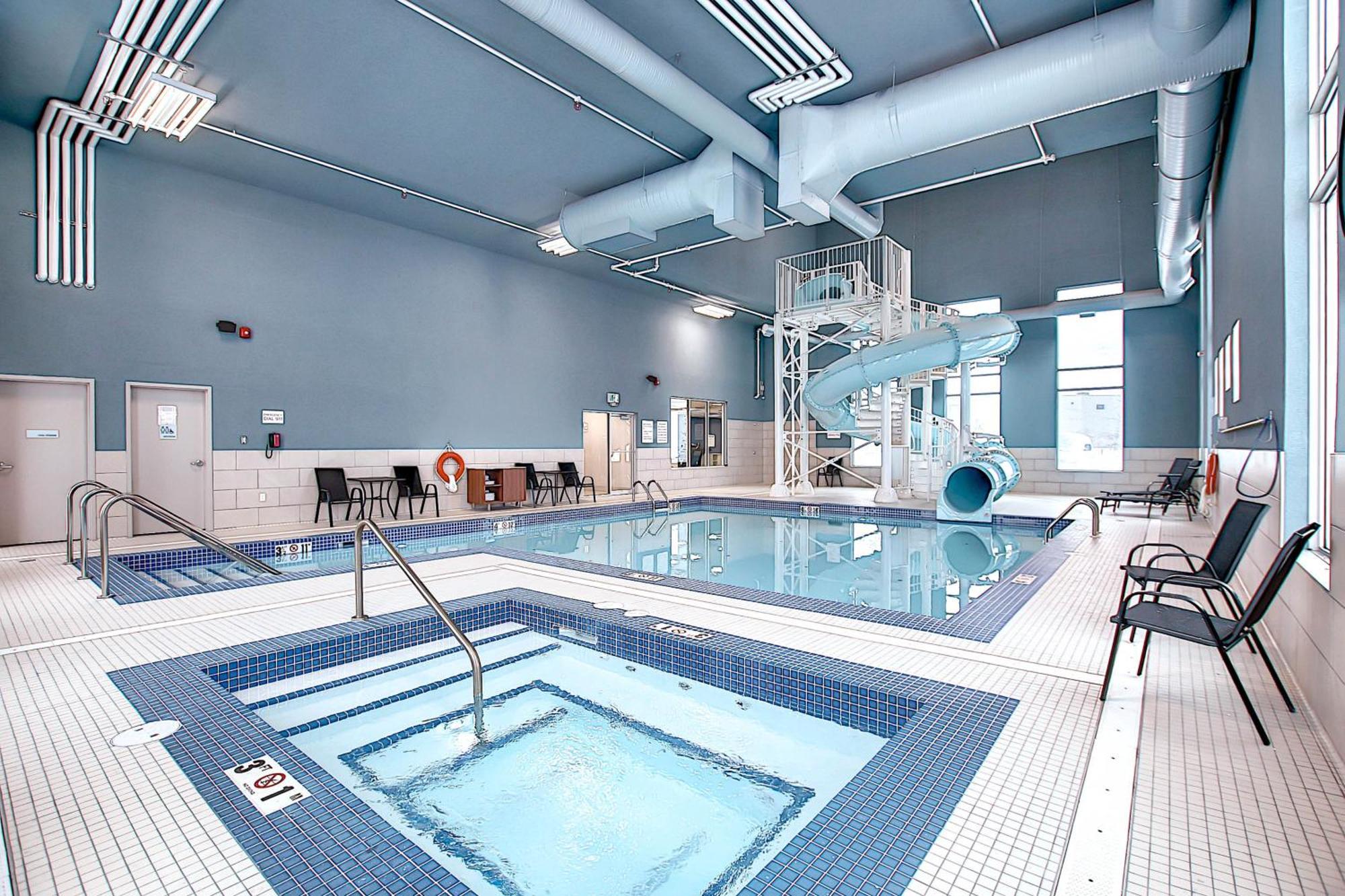 Holiday Inn Express & Suites - Calgary Airport Trail Ne By Ihg Экстерьер фото